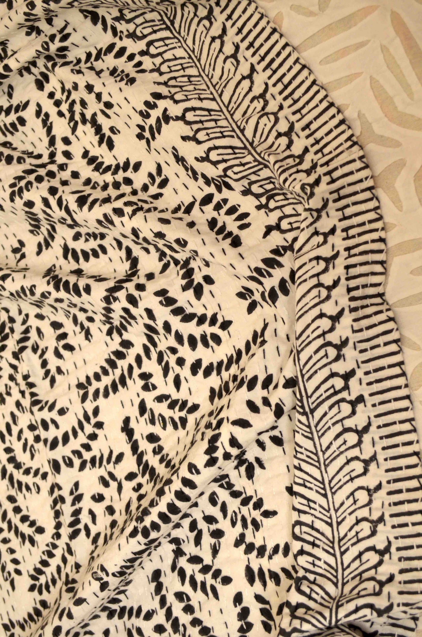 Black Floral Motifs Single Bed Queen Hand Embroidered Dohar - Nakhrro