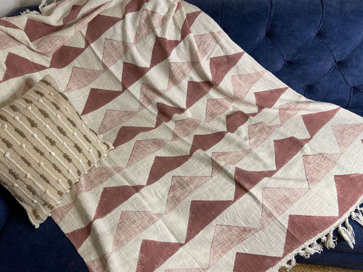 Traingle Block Printed Mud Throw - Nakhrro
