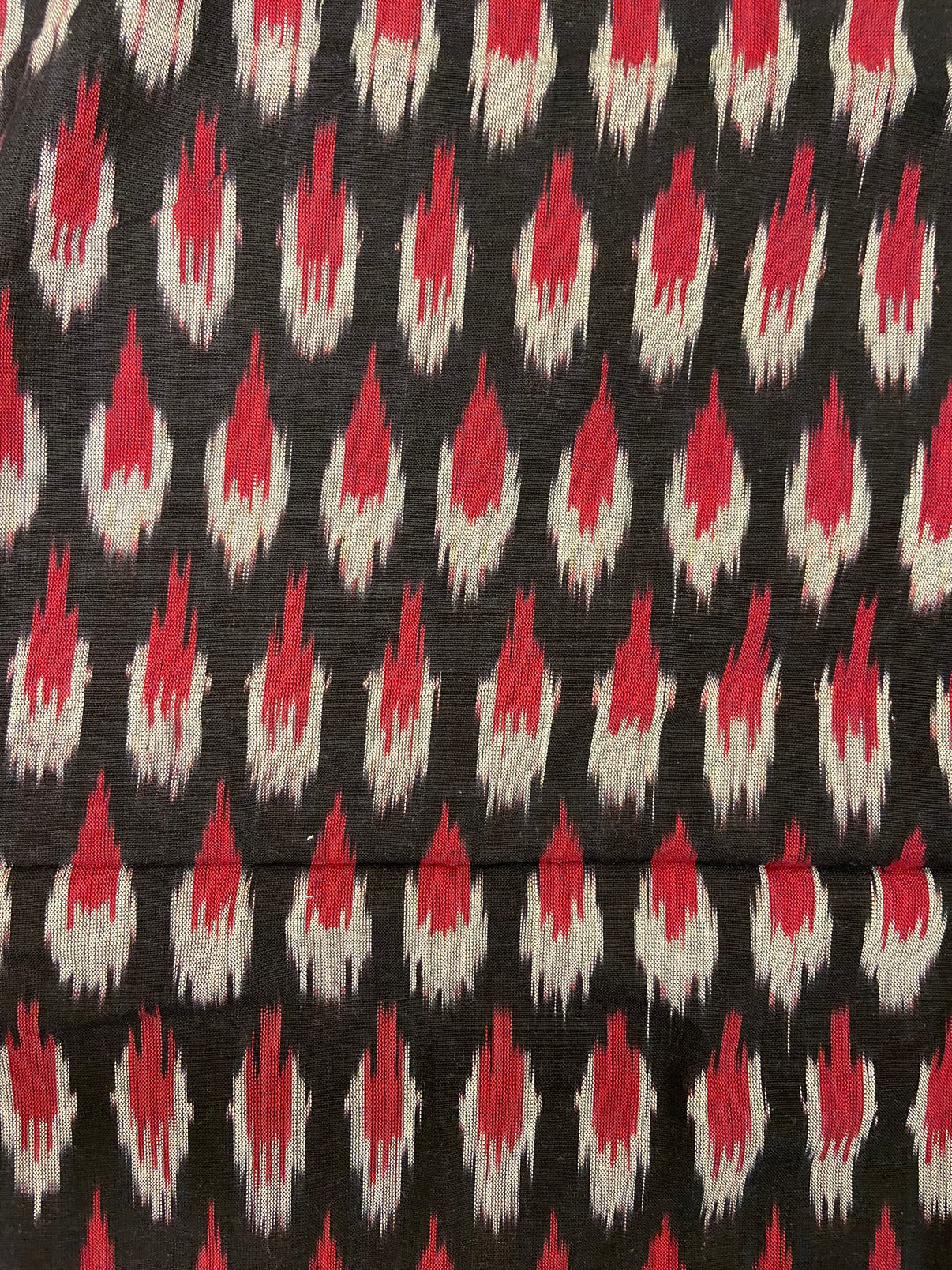 Black Red Hand Weaved Pochampally Ikat Cotton Fabric - Nakhrro