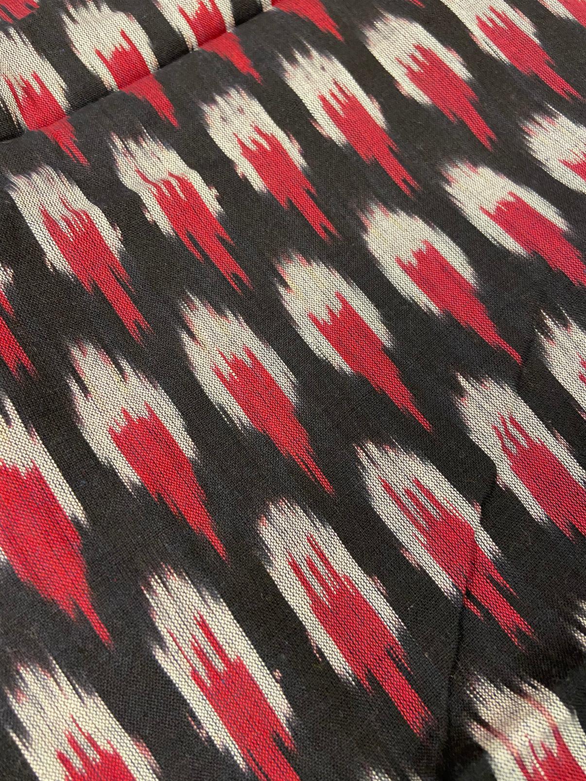 Black Red Hand Weaved Pochampally Ikat Cotton Fabric - Nakhrro