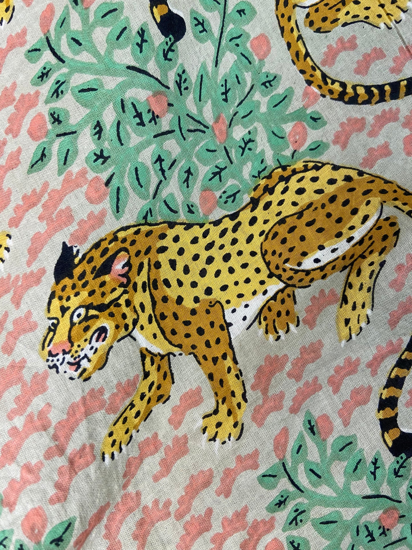 Cheetah Grey Print Cotton Cloth - Nakhrro