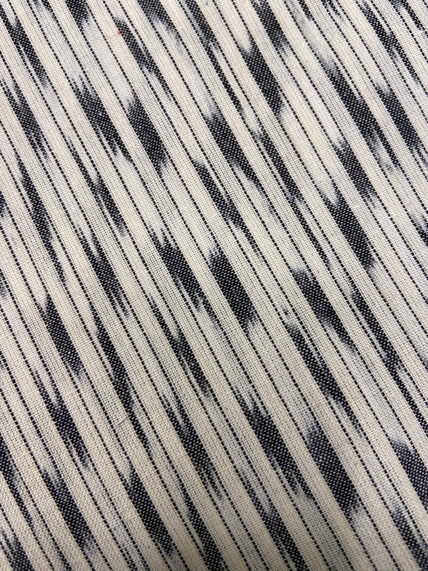 White Hand Weaved Pochampally Ikat Cotton Fabric - Nakhrro