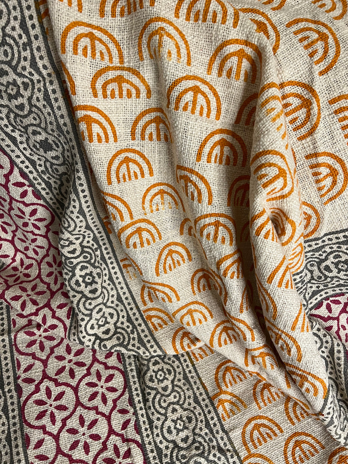 Geometrical Yellow Throw - Nakhrro
