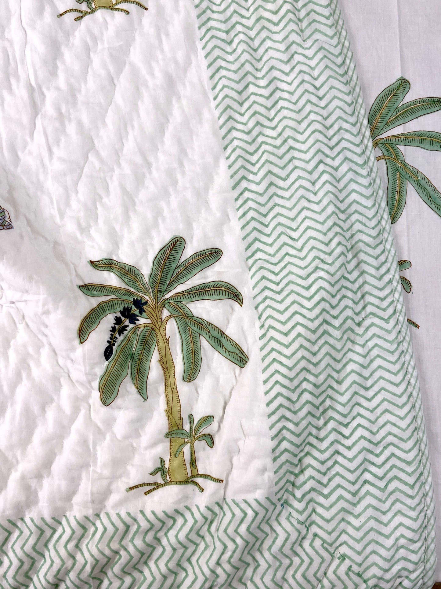 Gaj Green Pastel Organic Mul Cotton Single Bed Quilt - Nakhrro