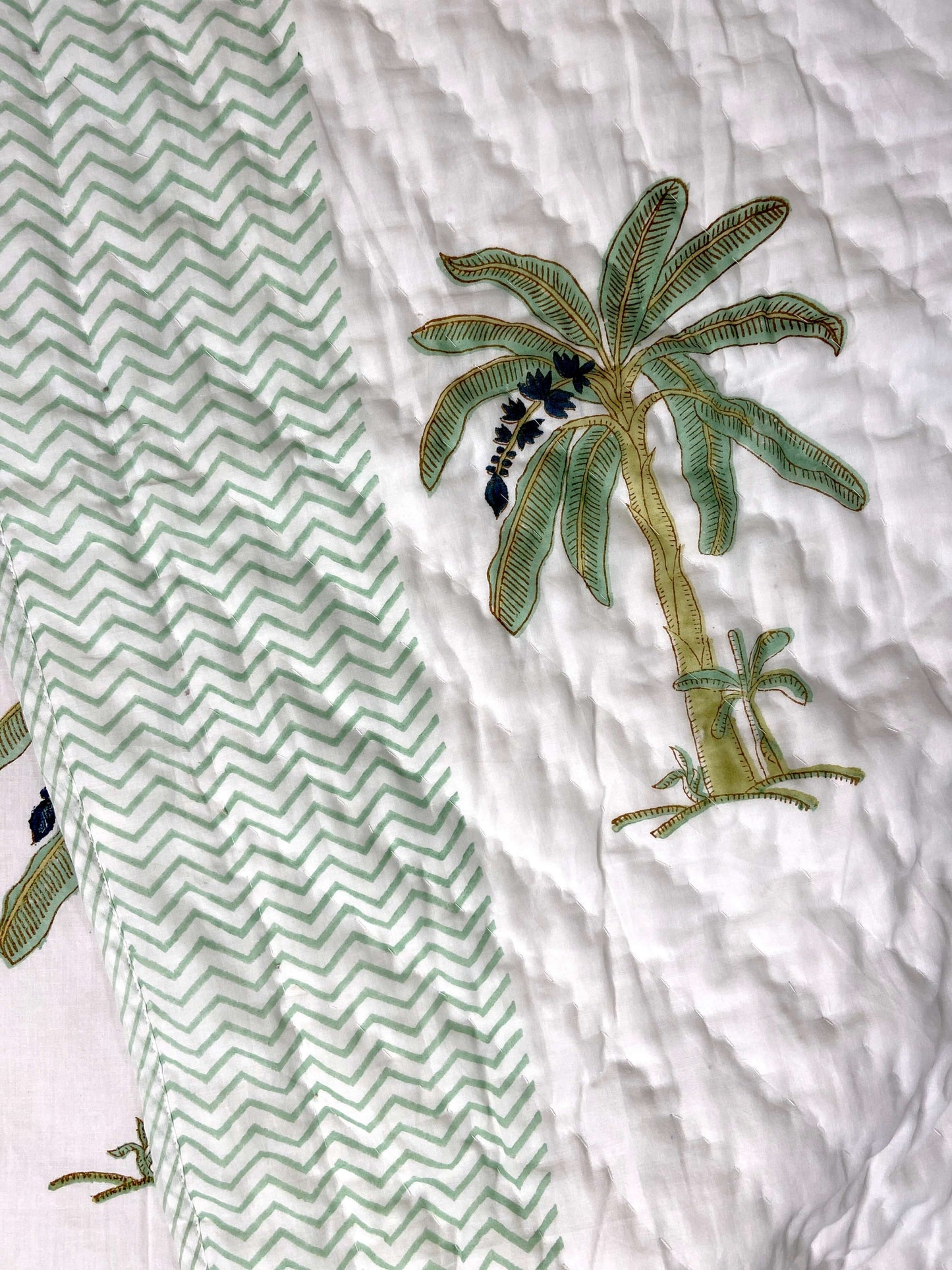 Gaj Green Pastel Organic Mul Cotton Single Bed Quilt - Nakhrro