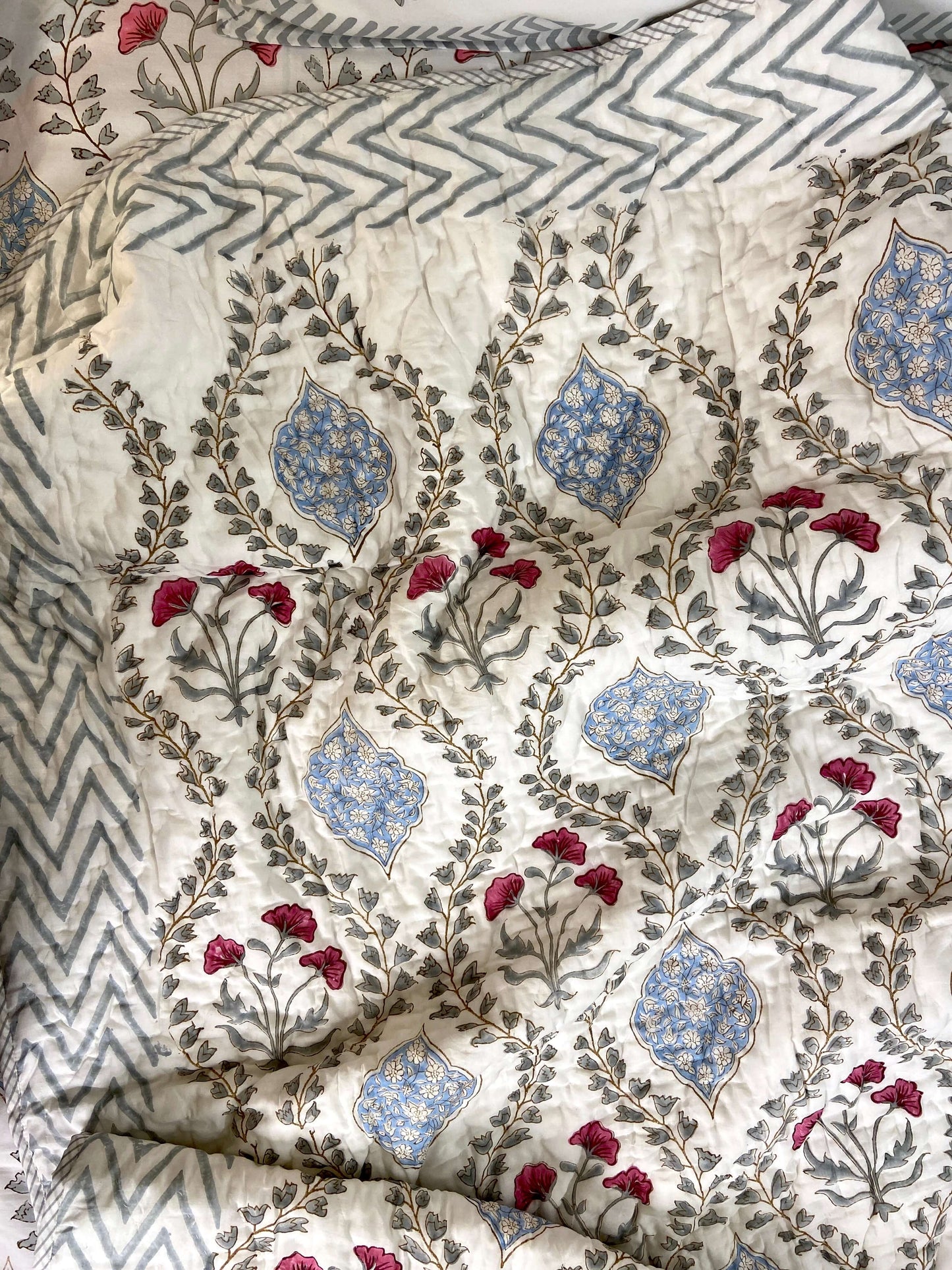 Pastel Grey Blue Floral Organic Mul Cotton Single Bed Quilt - Nakhrro