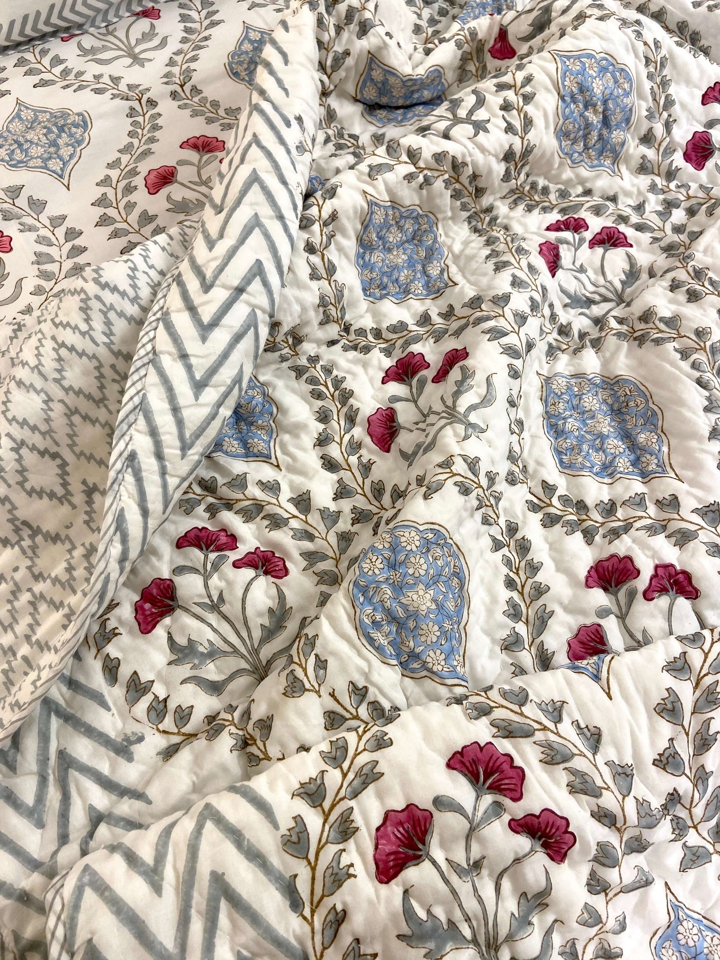 Pastel Grey Blue Floral Organic Mul Cotton Single Bed Quilt - Nakhrro