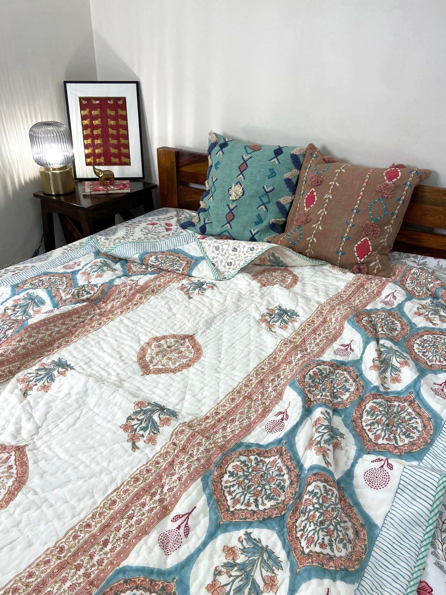 Hexagon Florals Organic Mul Cotton Reversible Single Bed Quilt - Nakhrro