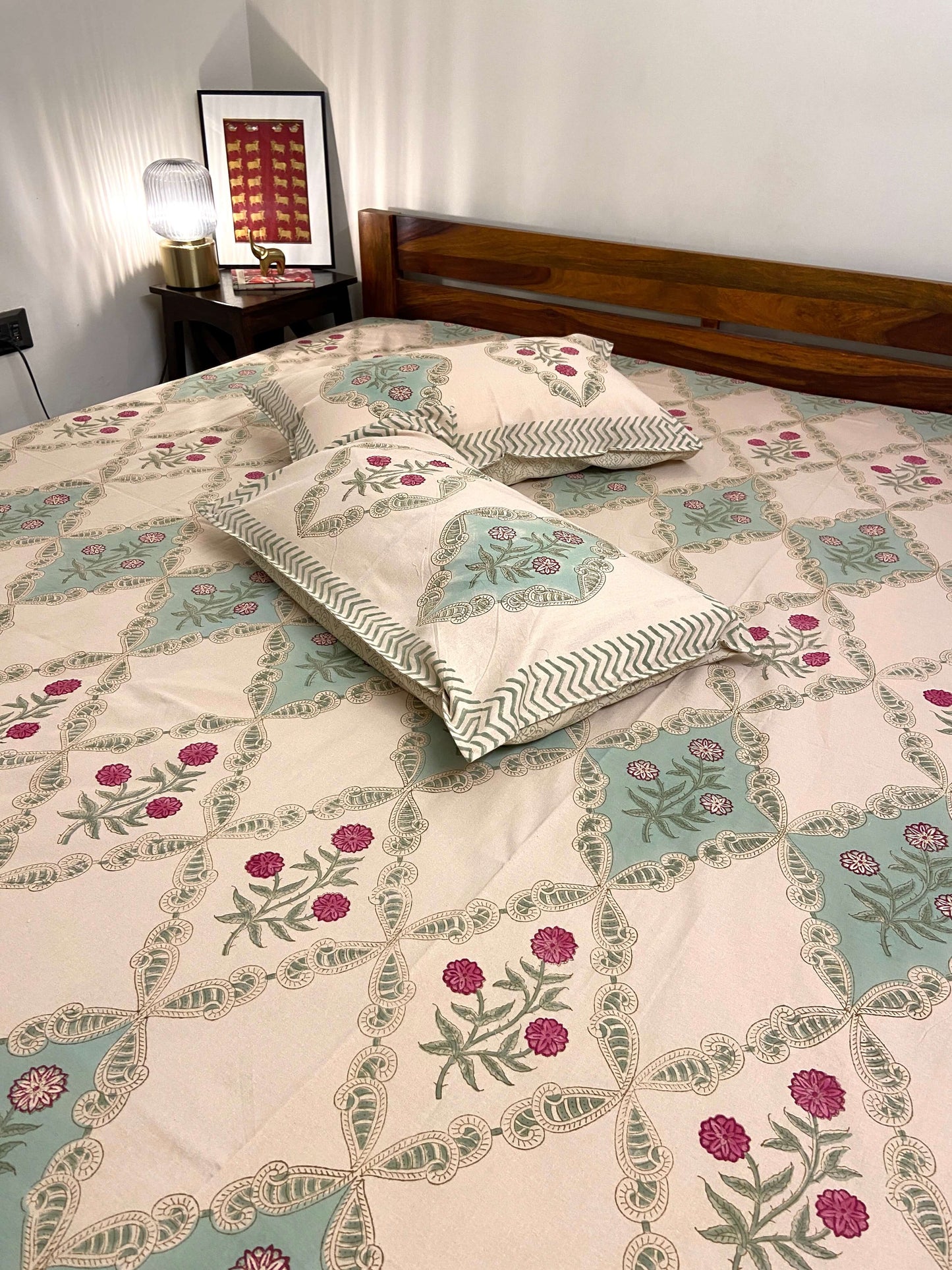 Beige Floral Jaal Hand Block Cotton Queen Bedsheet - Nakhrro
