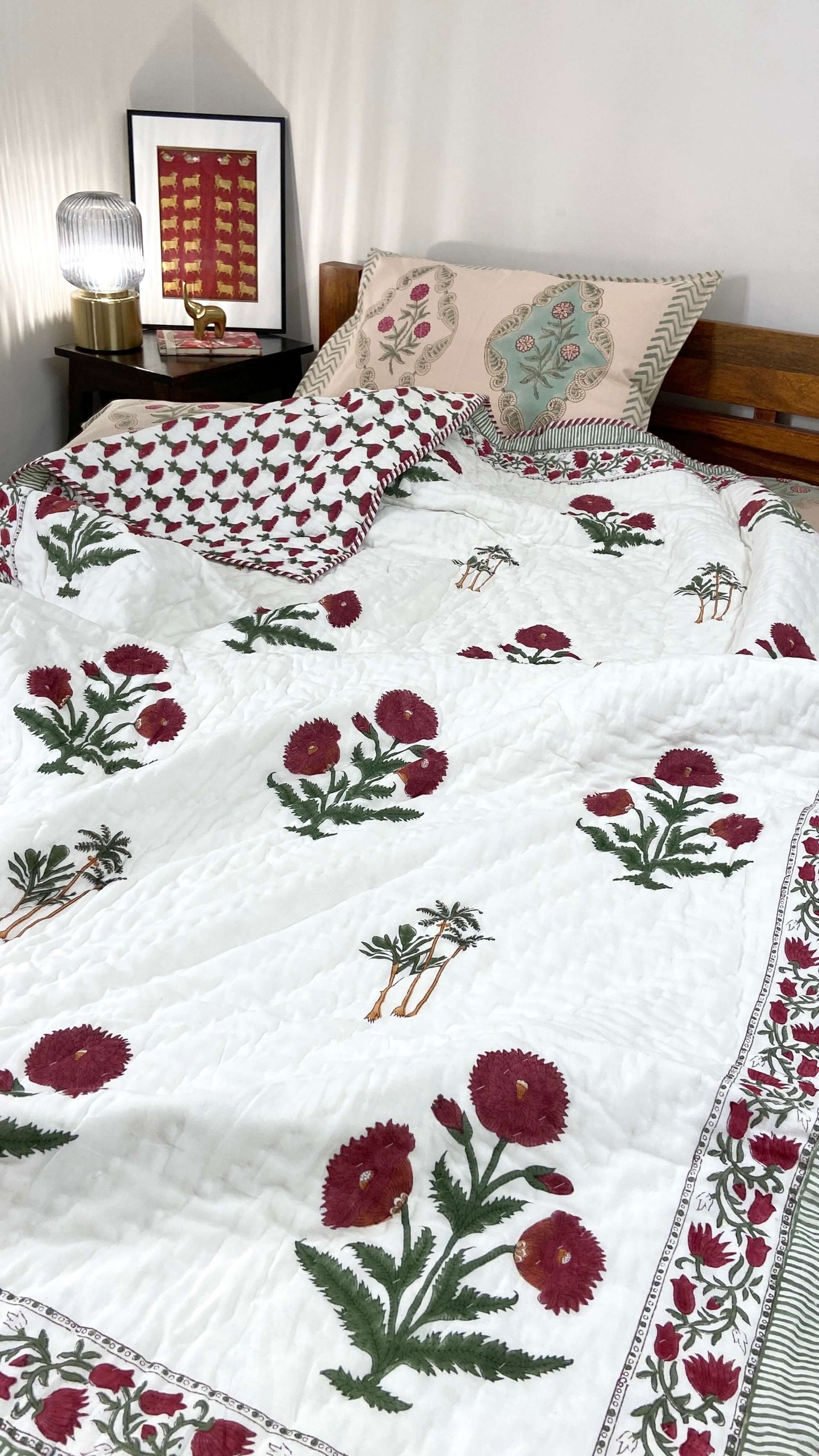 Magenta Poppy Flower Organic Mul Cotton Reversible Single Bed Quilt - Nakhrro