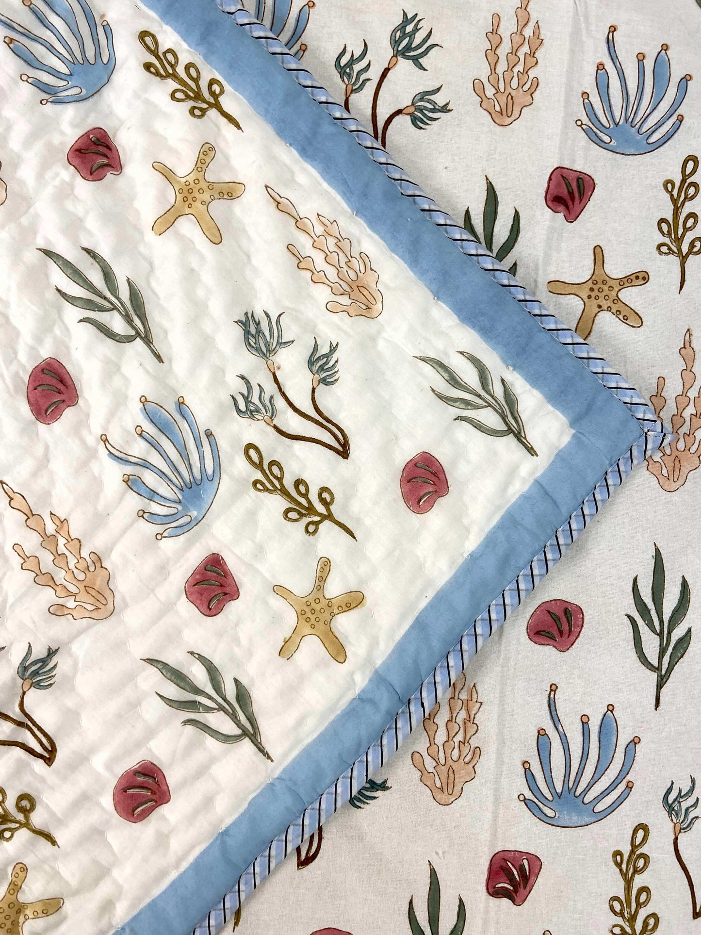 Star Fish Hand Block Baby Quilt - Nakhrro