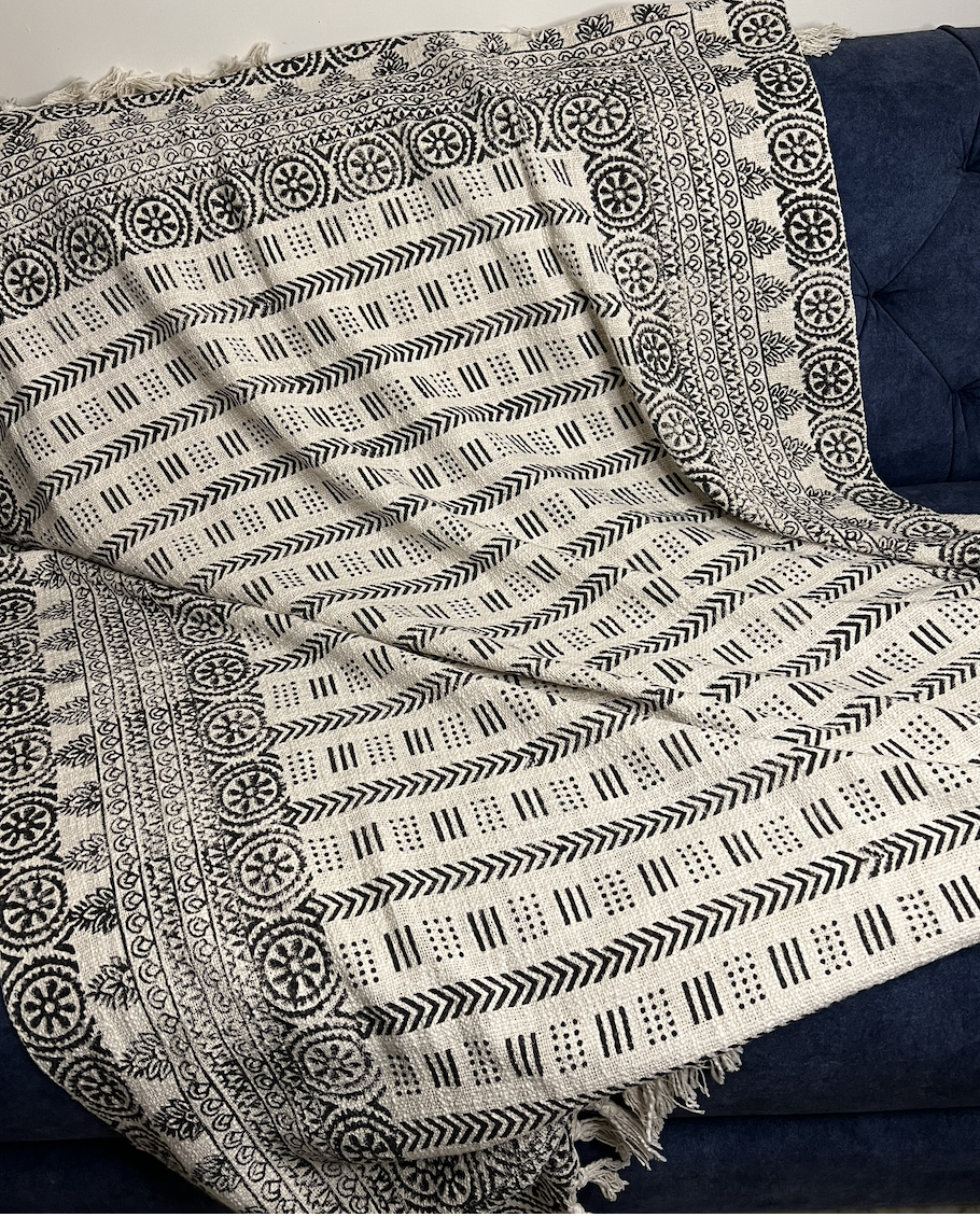 Black & White Tribal Print Throw - Nakhrro