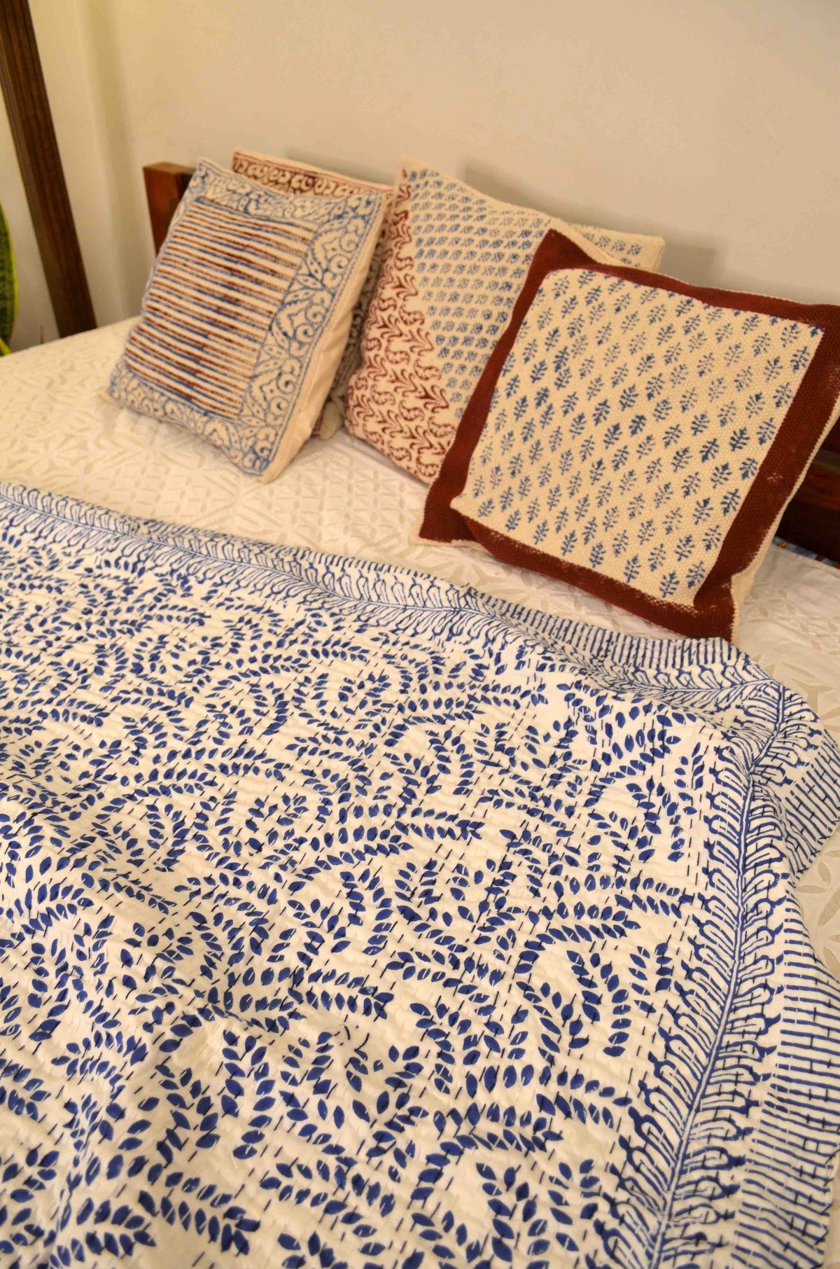 Blue Floral Single Bed Queen Hand Embroidered Dohar - Nakhrro