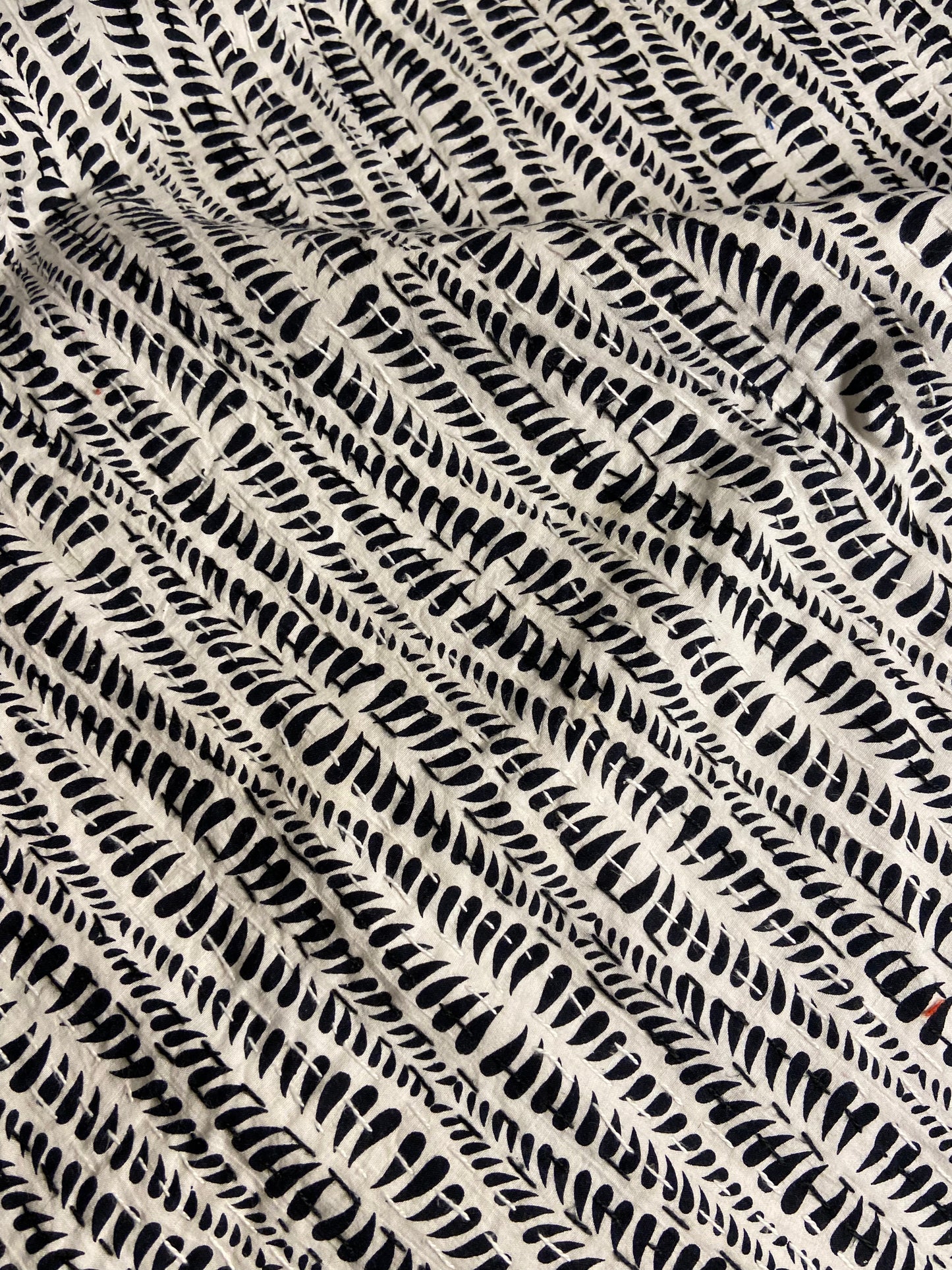 Black & White Minimal Embroidered King Size Kantha Bedspread - Nakhrro