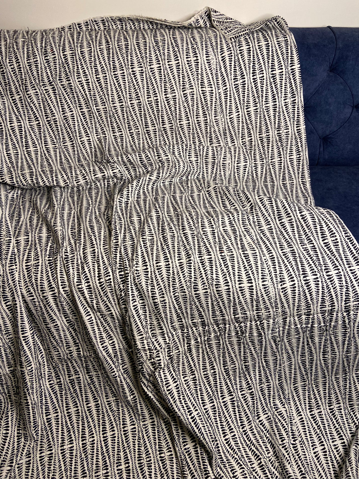 Black & White Minimal Embroidered King Size Kantha Bedspread - Nakhrro
