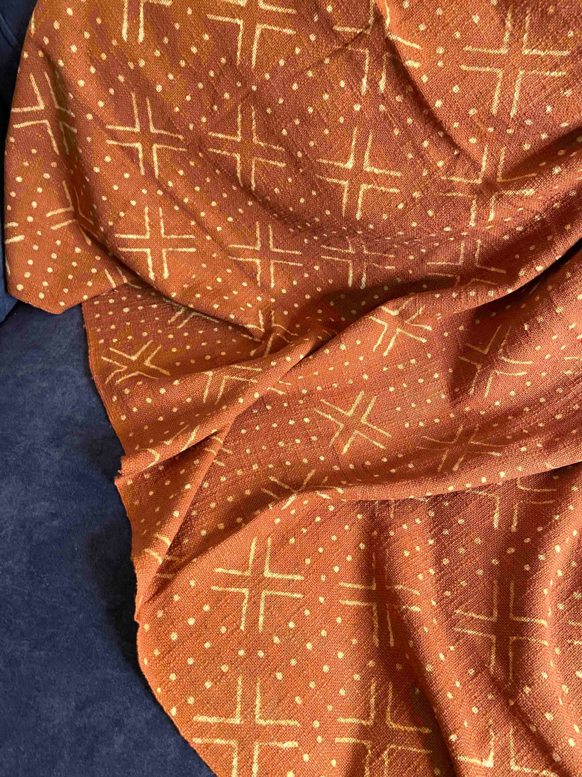 Mud Geometrical Throw - Nakhrro