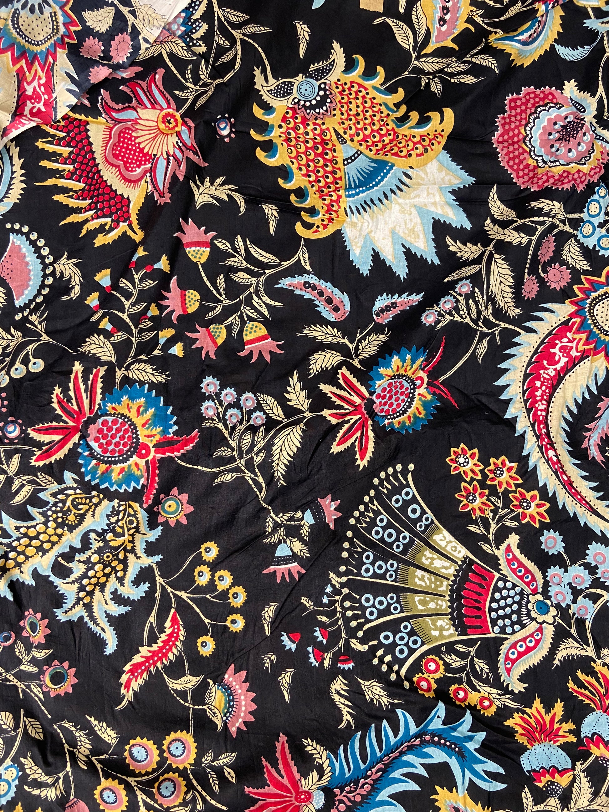 Black Wild Flower Print Cotton Cloth - Nakhrro