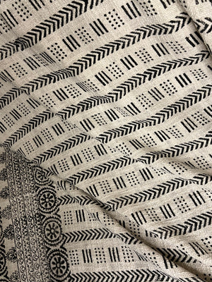 Black & White Tribal Print Throw - Nakhrro