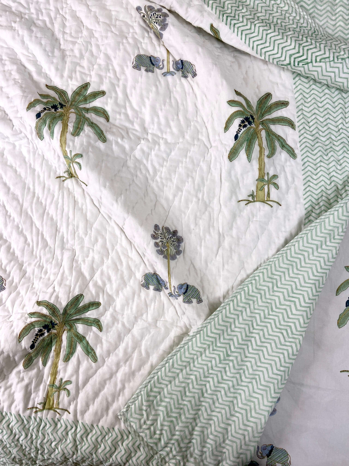 Gaj Green Pastel Organic Mul Cotton Single Bed Quilt - Nakhrro