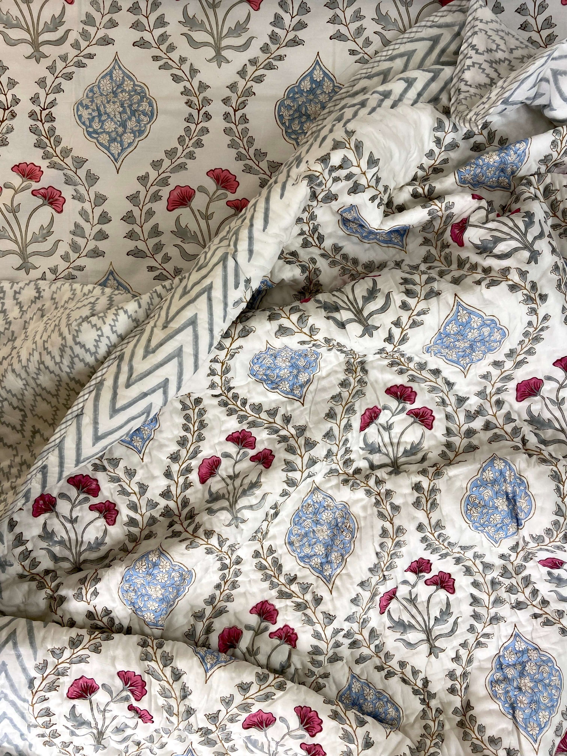 Pastel Grey Blue Floral Organic Mul Cotton Single Bed Quilt - Nakhrro