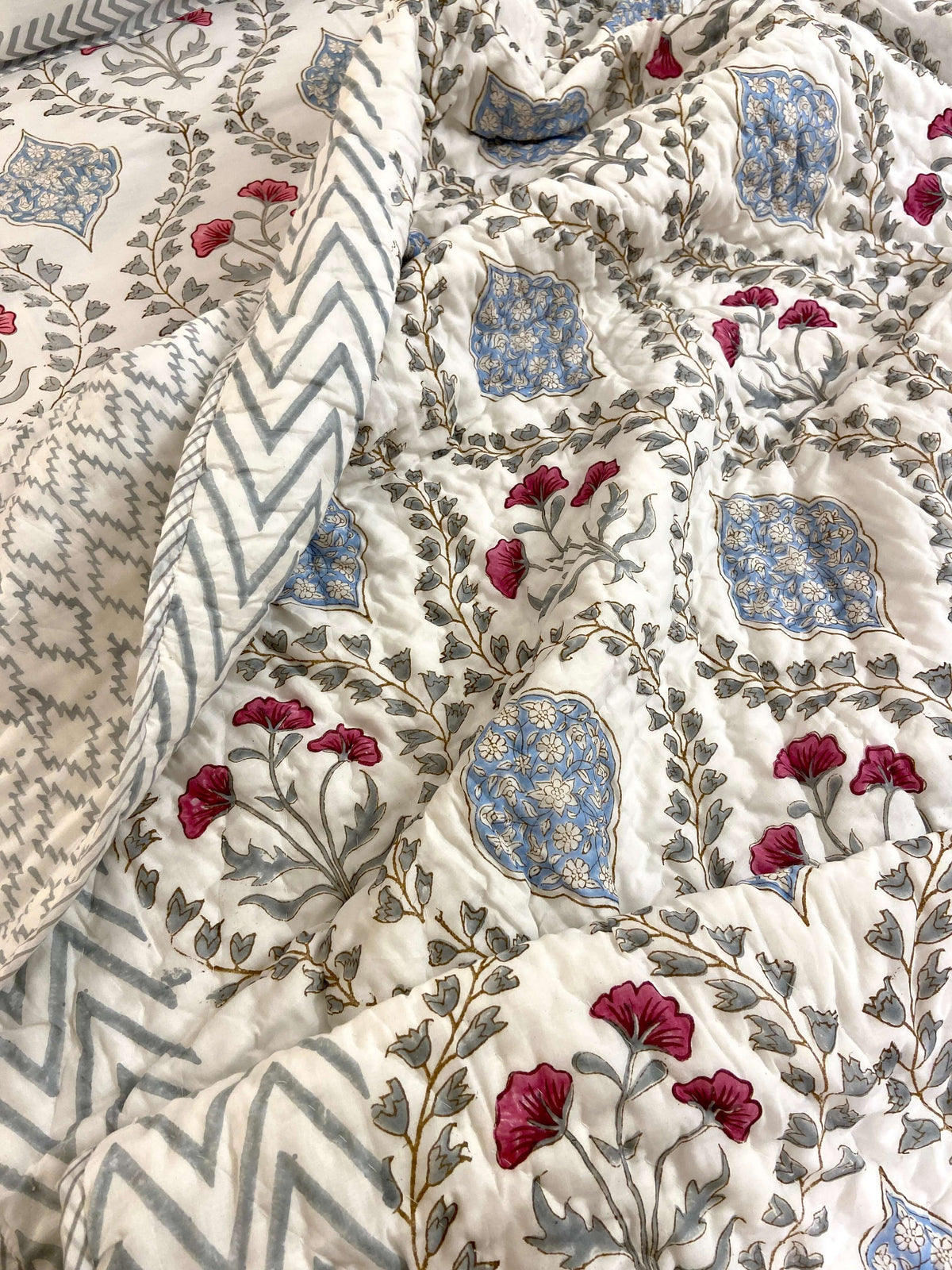 Pastel Grey Blue Floral Organic Mul Cotton Single Bed Quilt - Nakhrro