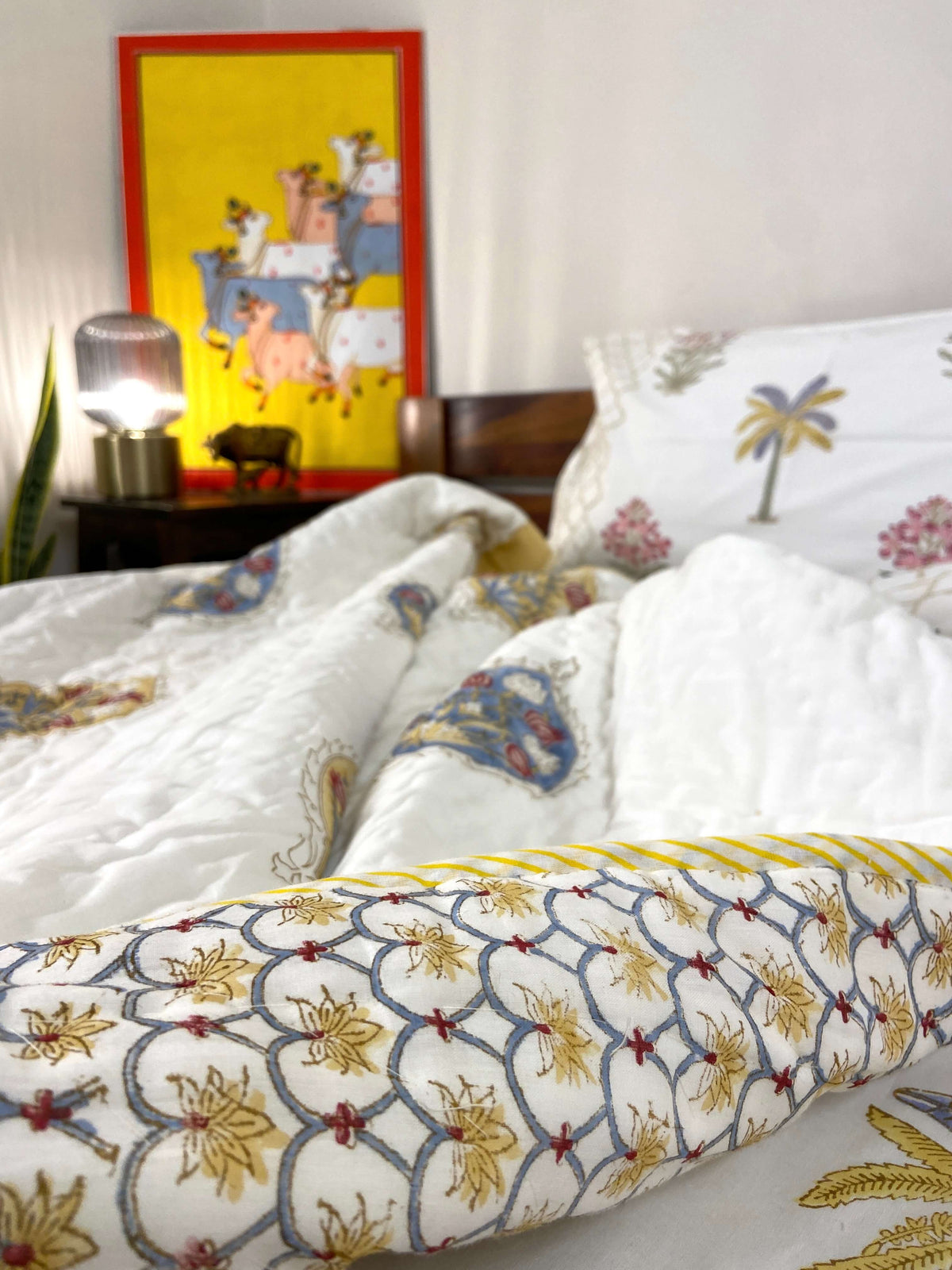 Floral Motifs Organic Mul Cotton Reversible Single Bed Quilt - Nakhrro