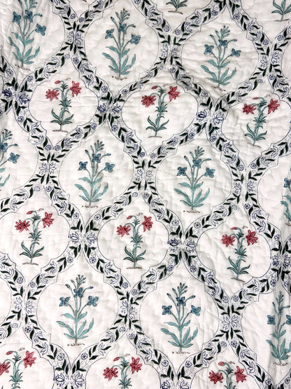 Floral Jaal Motifs Organic Mul Cotton Reversible Double Bed Quilt - Nakhrro