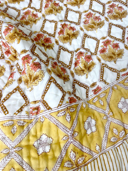 Honeycomb Floral Organic Mul Cotton Reversible Double Bed Quilt - Nakhrro
