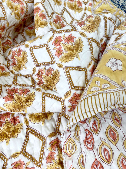 Honeycomb Floral Organic Mul Cotton Reversible Double Bed Quilt - Nakhrro