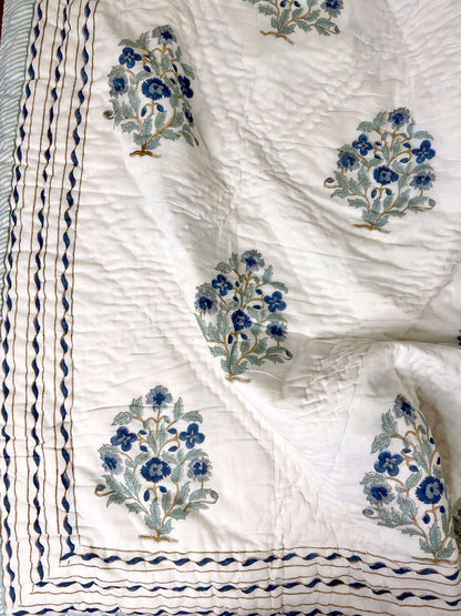 Mughal Motifs Organic Mul Cotton Reversible Double Bed Quilt - Nakhrro