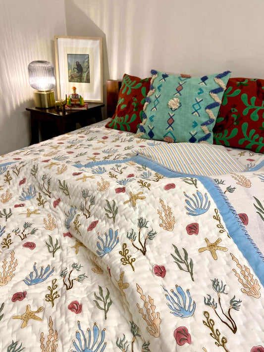 Star Fish Hand Block Baby Quilt - Nakhrro