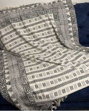 Black & White Tribal Print Throw - Nakhrro